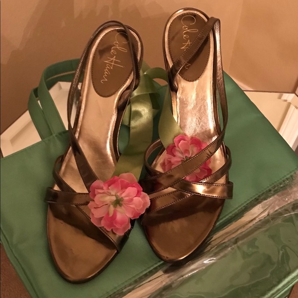 Clearance 👗 80% off purchase price $120.00 savings of $96.00 - Picture 3 of 4